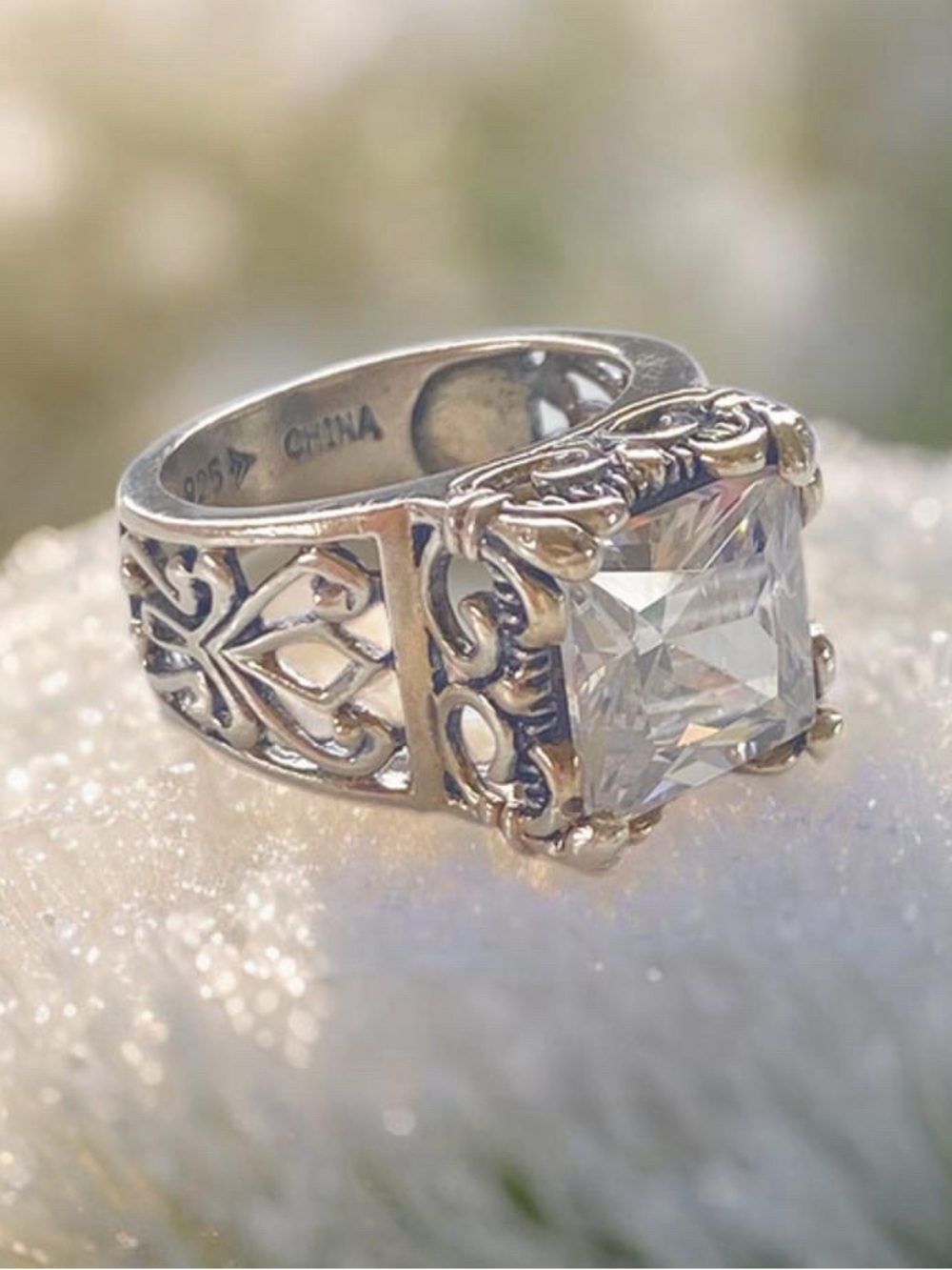 Silpada Sterling Silver Faceted CZ Ring  
size 6. R0981